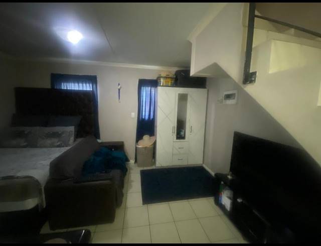 2 BEDROOM APARTMENT FOR SALE IN MAITLAND